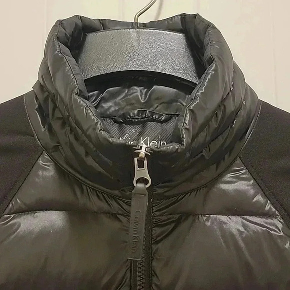 Calvin Klein Performance Black Lightweight Jacket Size Medium - Picture 7 of 9